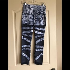 NWT Lululemon Wunder Under High Times, Sz 8